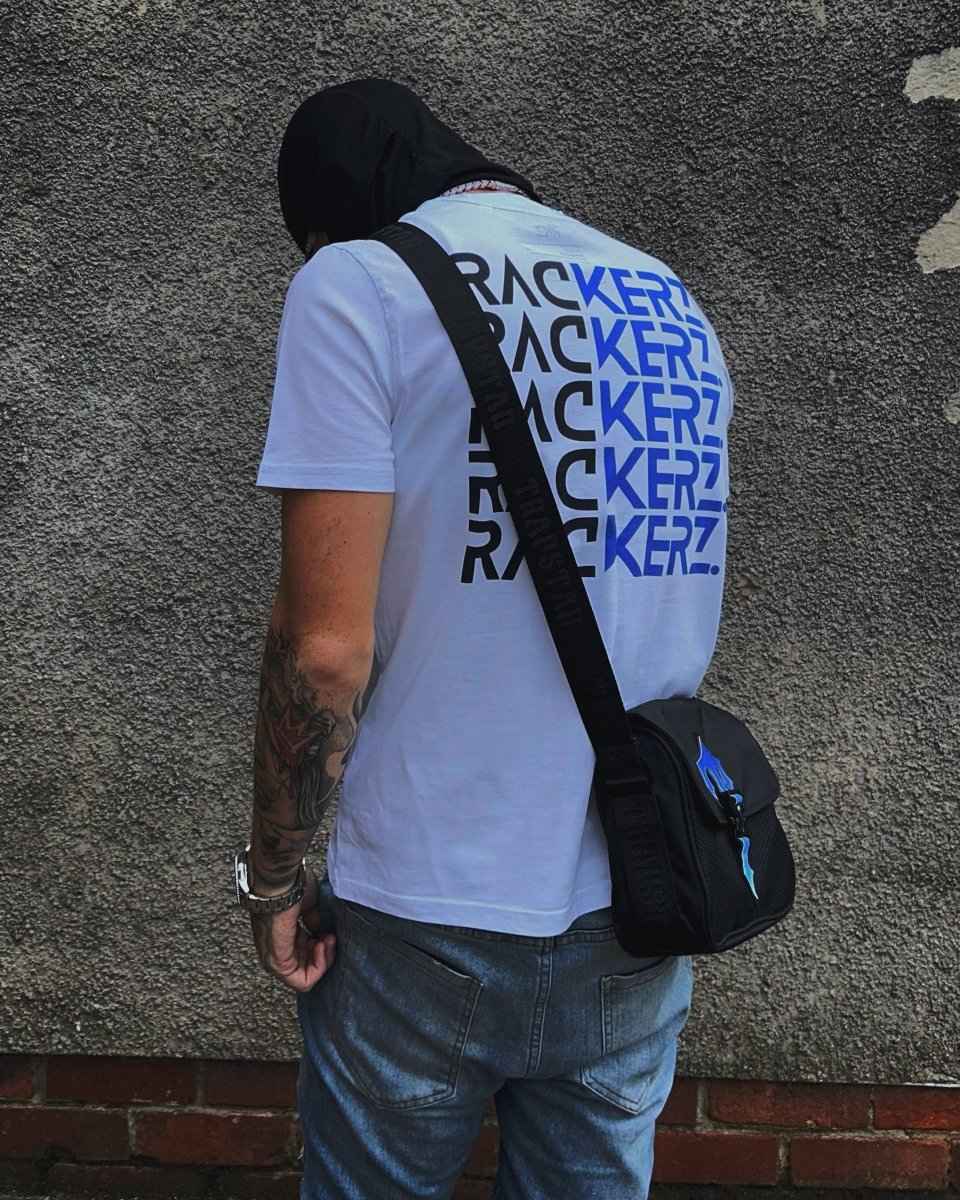 SIGNATURE LOGO GRAPHIC TEE - WHITE & BLUE