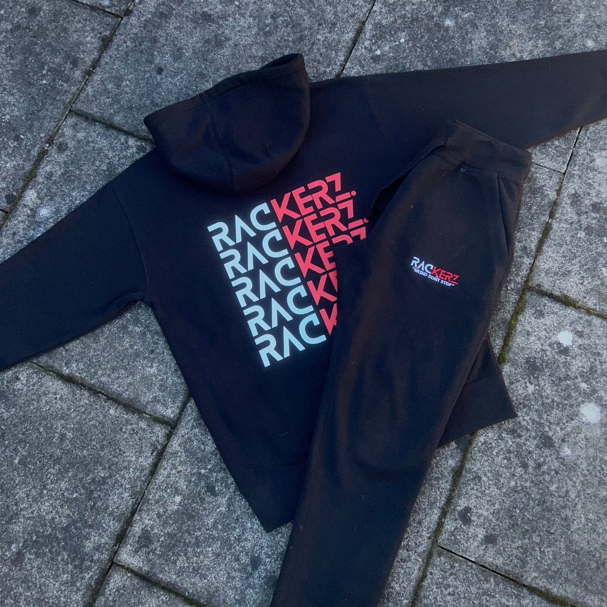 SIGNATURE LOGO TRACKSUIT - BLACK - RACKERZWORLD