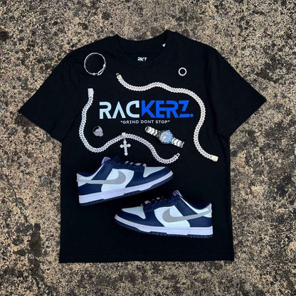 SIGNATURE LOGO GRAPHIC TEE - BLACK & BLUE